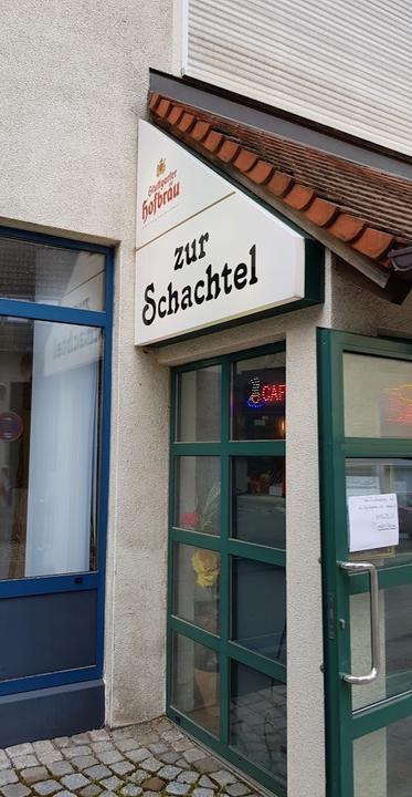 Zur Schachtel